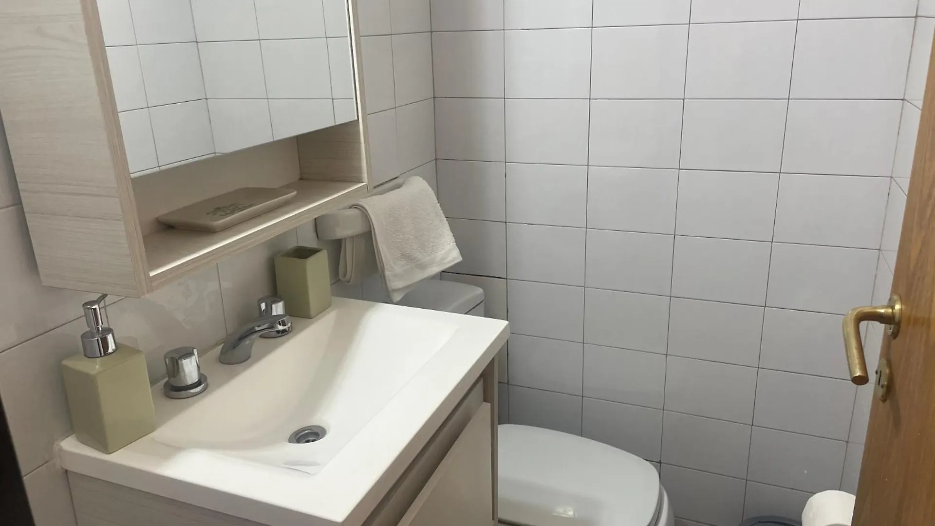 Apartamento Duplex Con Terraza Y Estacionamiento Mendoza